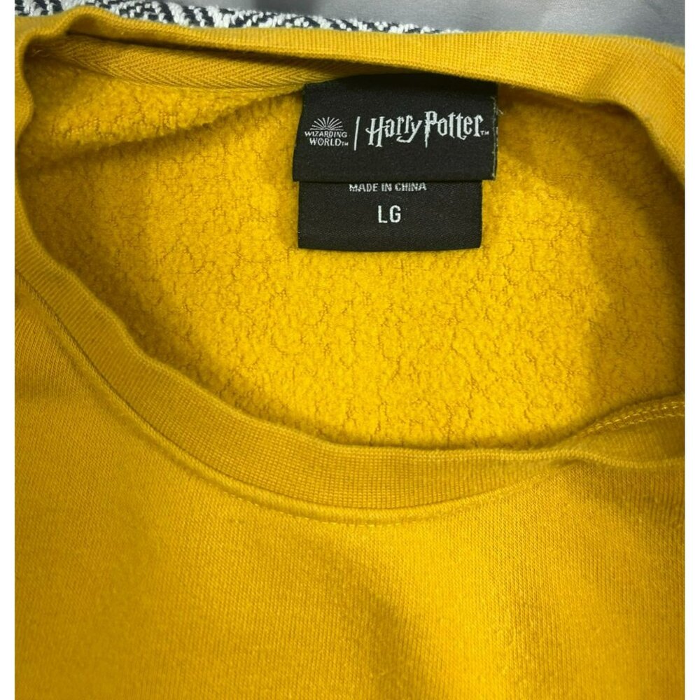 Harry Potter Hufflepuff Crewneck Sweatshirt LG Yellow & Gray Checkered Sleeves - Picture 3 of 5